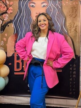 Zara Women's Vibrant Pink Suit Jacket